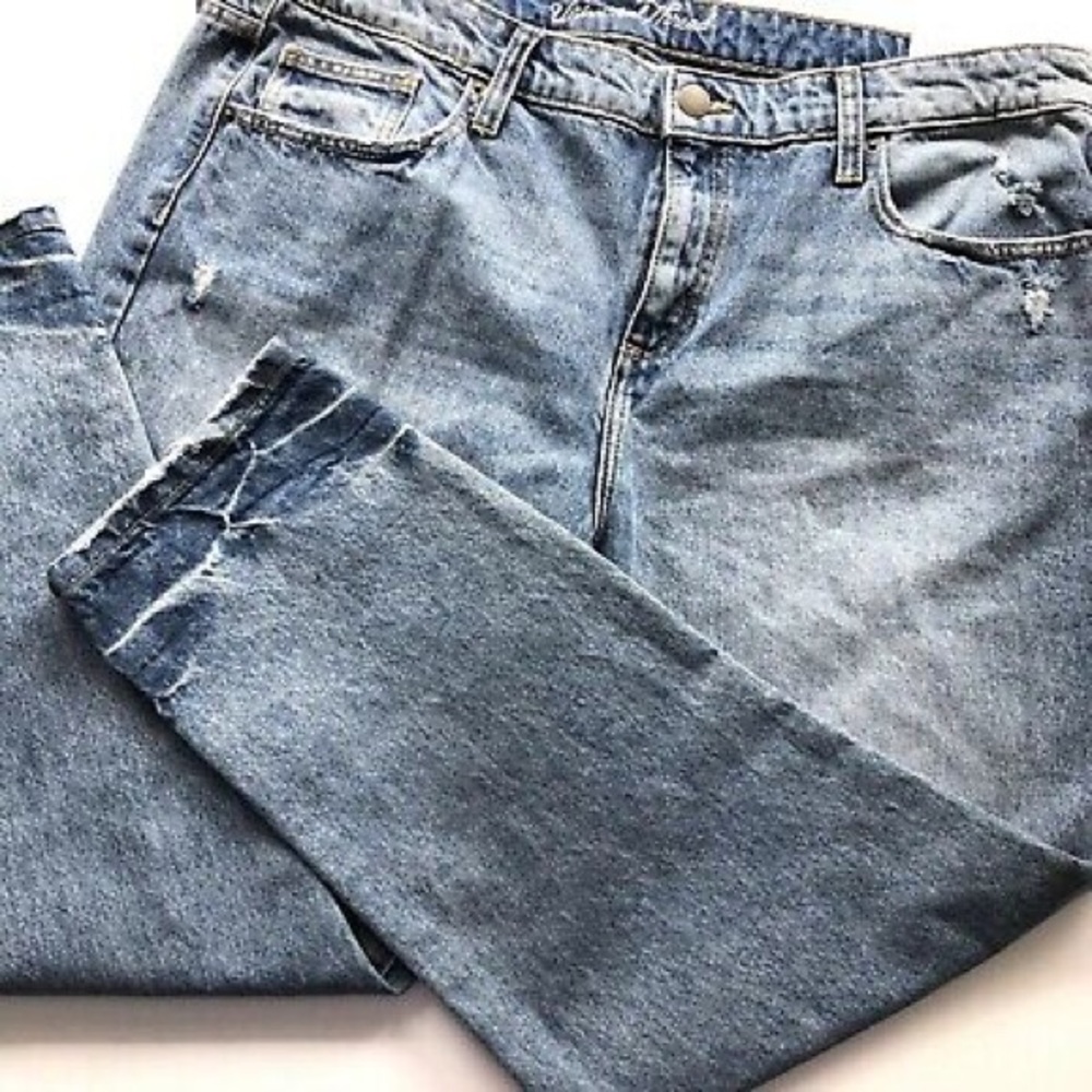 NWT UNIVERSAL THREAD JEANS 14